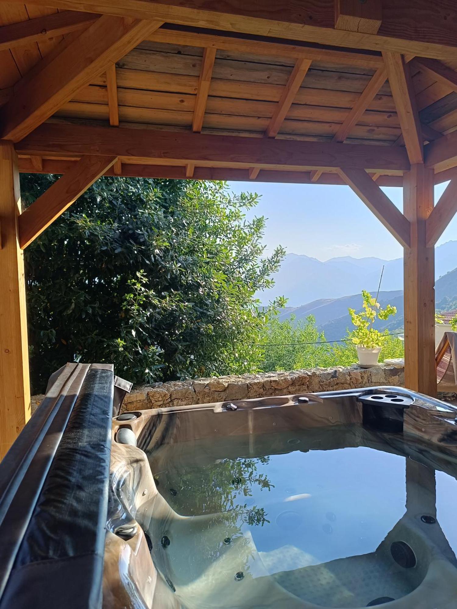 Parfumu Di Celu Hotel Santa-Lucia-di-Mercurio Eksteriør billede